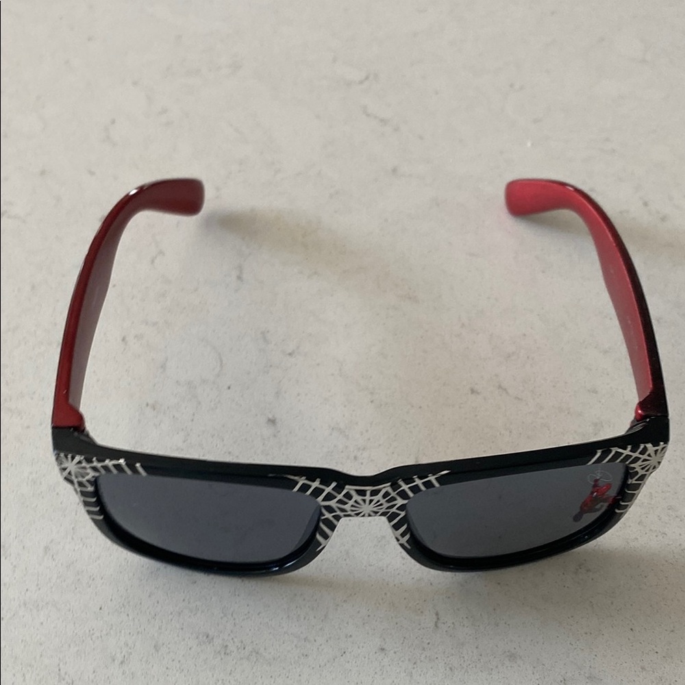 Black‎ and Red Spider Web Sunglasses Marvel Boys Spider-Man Kids 2 Wayshape